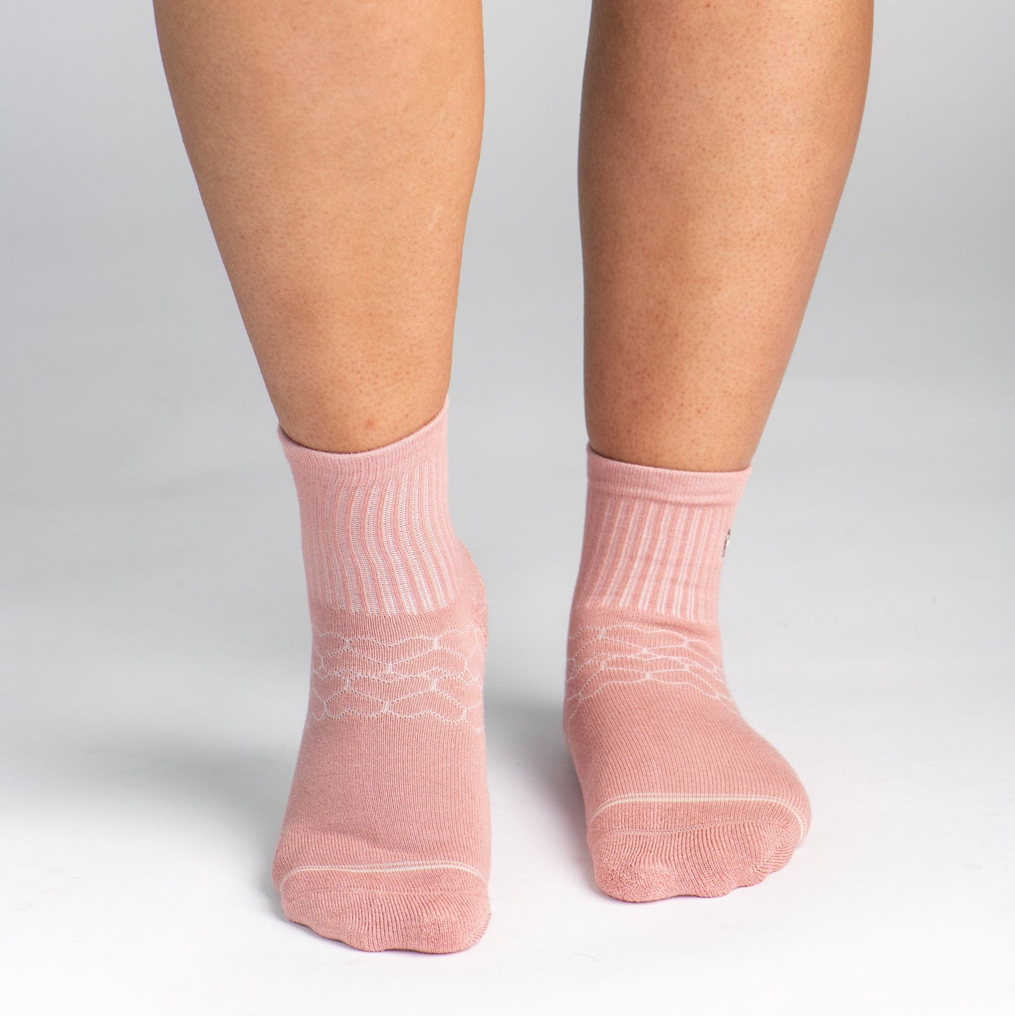 Bamboo Socks | Uptown Quarter Crew | Tea Rose