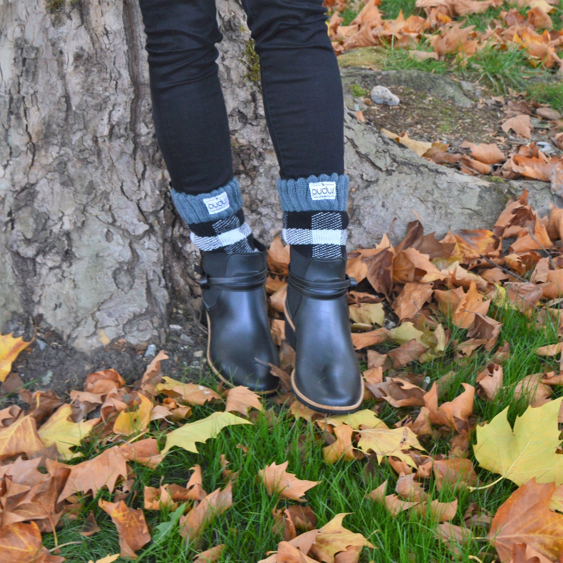 Pudus Women's Warm Short Boot Socks (W 6-10) Crew-Length Winter Socks (Perfect Thermal Socks, Rain Boot Socks and Hiking Socks) Boot Sock Lumberjack White Adult Short