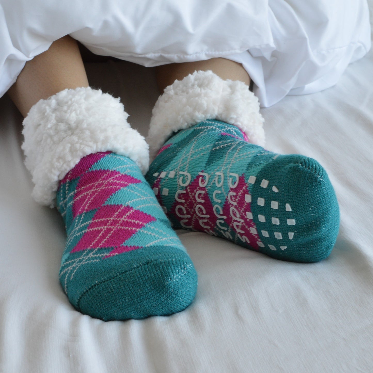 Pudus Cozy Winter Slipper Socks for Women and Men with Non-Slip Grippers and Faux Fur Sherpa Fleece -  Adult Regular Fuzzy Socks Argyle Harbor - Classic Slipper Sock