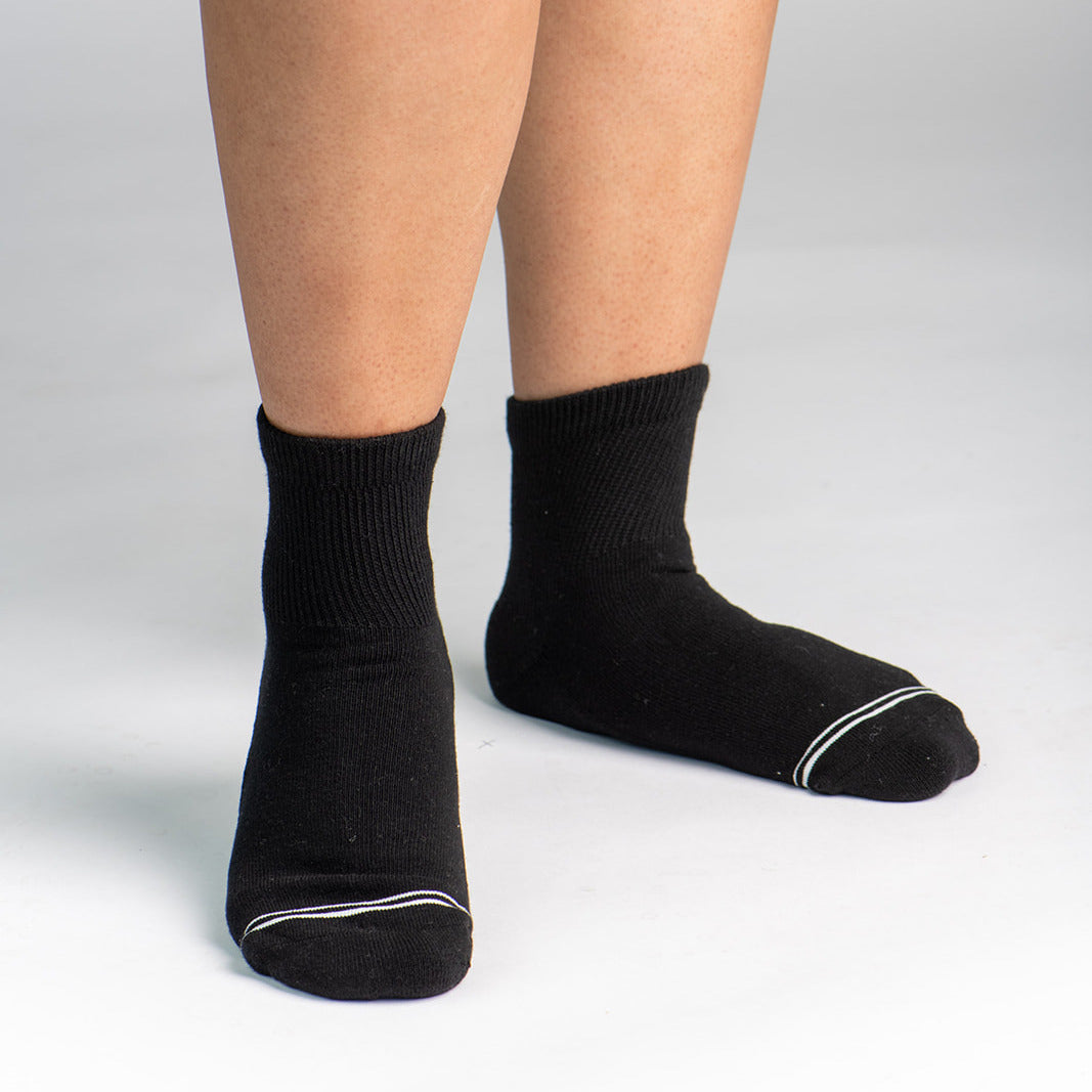 CUSHIONED SOCKS | Comfy Quarter Crew | Black