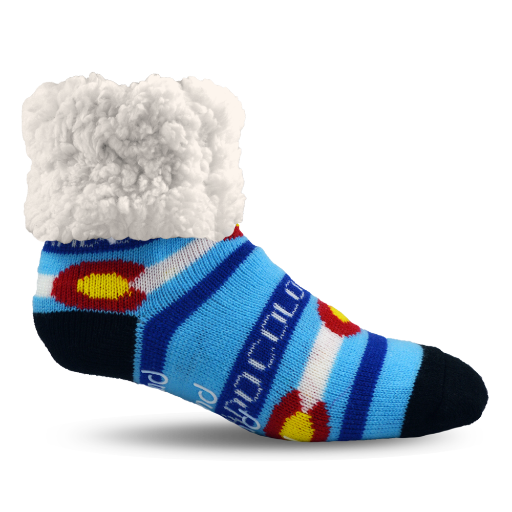 Pudus Cozy Winter Slipper Socks for Women and Men with Non-Slip Grippers and Faux Fur Sherpa Fleece - Adult Regular Fuzzy Socks Colorado Black - Classic Slipper Sock