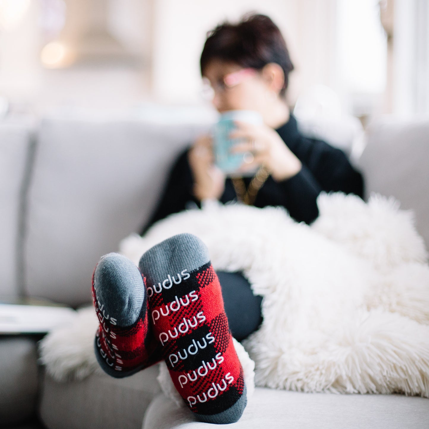 Pudus Cozy Winter Slipper Socks for Women and Men with Non-Slip Grippers and Faux Fur Sherpa Fleece - Adult Regular Fuzzy Regular and Large Socks Red Lumberjack - Classic Slipper Sock
