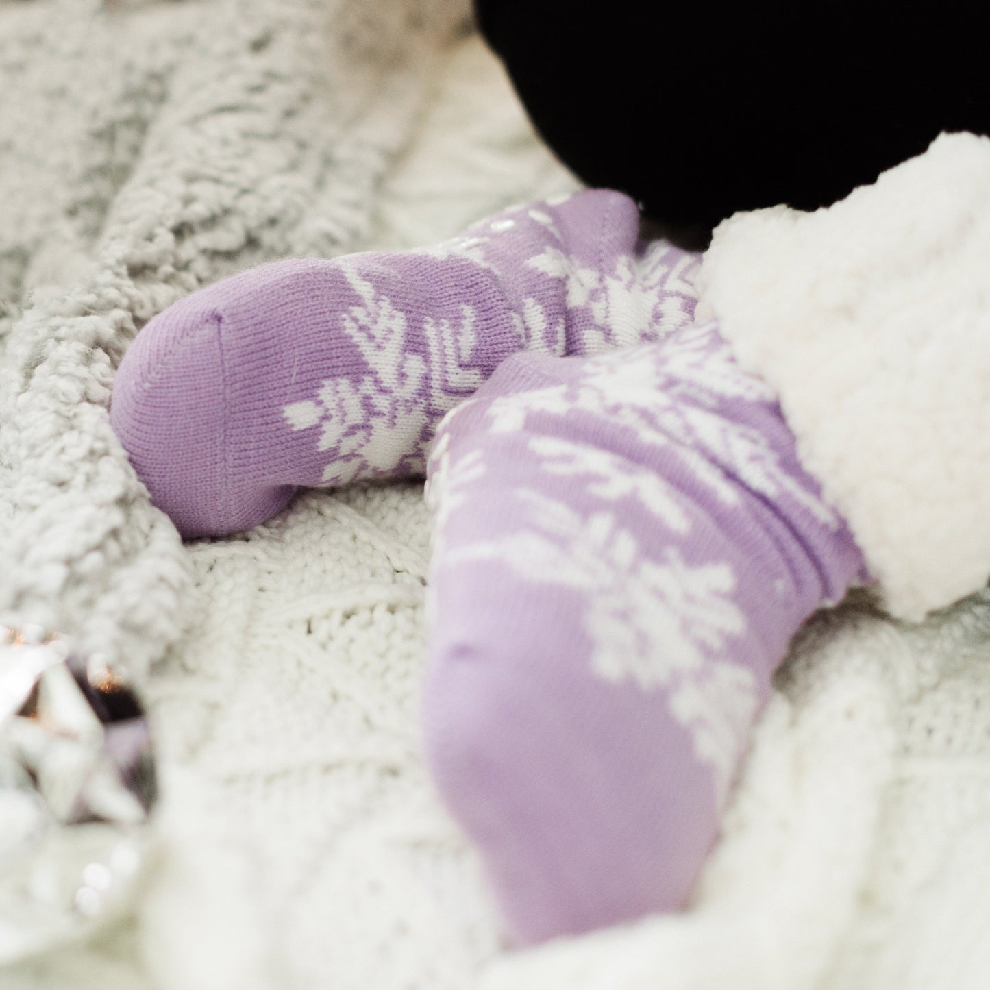 Snowflake Lavender - Classic Slipper Sock