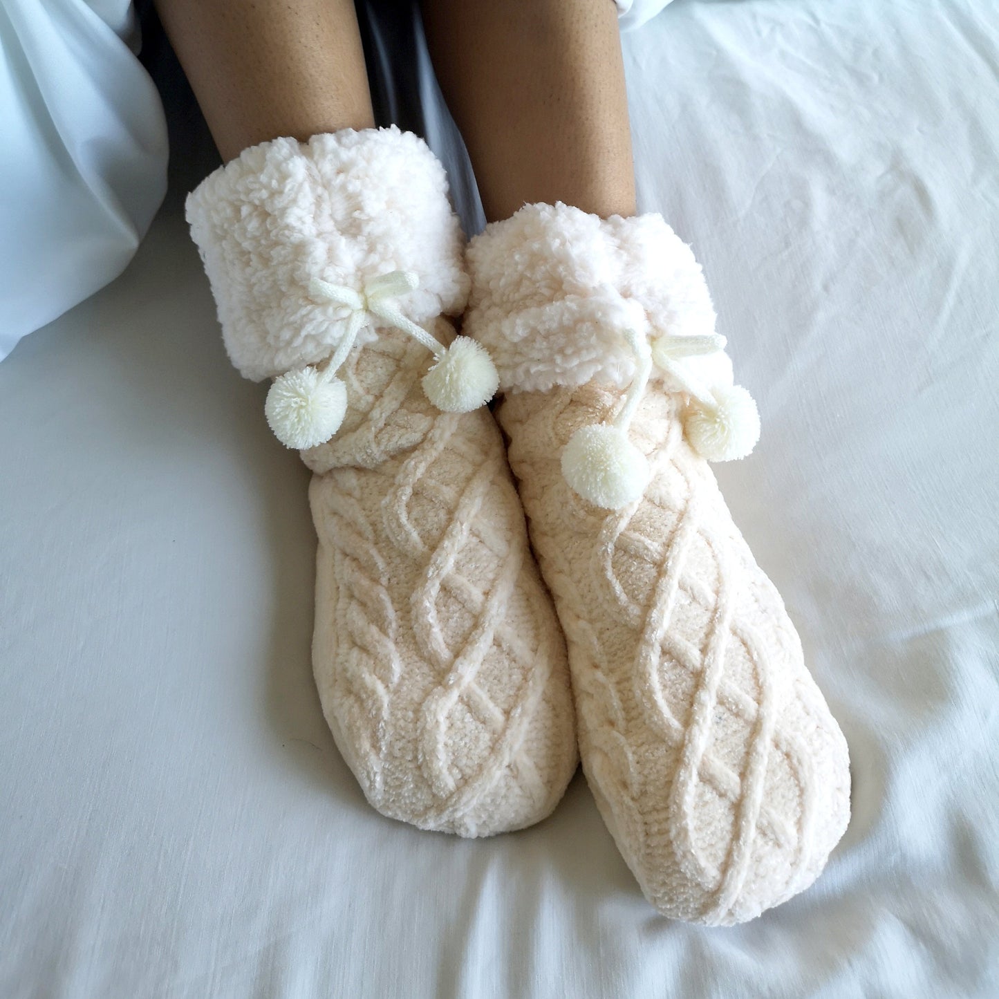 Chenille Cable Knit White - Classic Slipper Sock