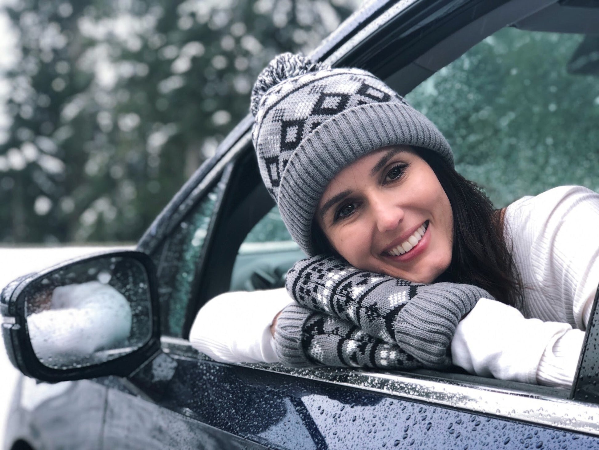 Pudus Unisex Classic Knit Winter Beanie Hat - Fluffy Pom Pom & Warm Fleece Lined Geometric Black with Pom Pom - Hat Adult