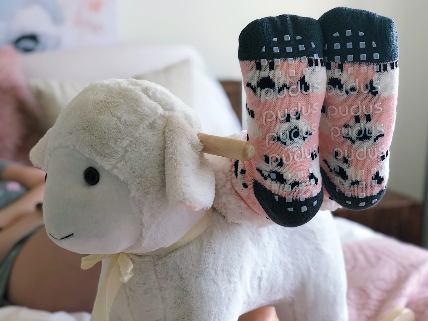 Sheep Blush - Classic Slipper Sock